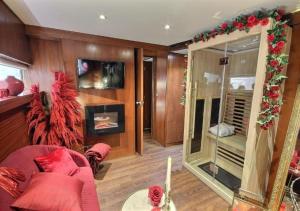 Hotels VIP Paris Yacht Hotel & Spa : photos des chambres