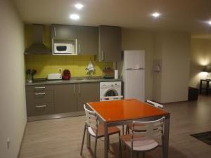 La Portuguesa Apartments