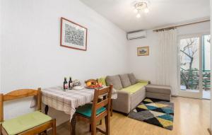 Beautiful Apartment In Barbat Na Rabu With Wifi And 1 Bedrooms