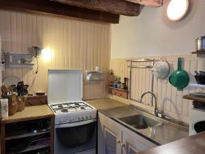 Maisons de vacances Gite Noyant-d'Allier, 4 pieces, 9 personnes - FR-1-489-225 : photos des chambres