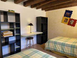 Maisons de vacances Gite Noyant-d'Allier, 4 pieces, 9 personnes - FR-1-489-225 : photos des chambres