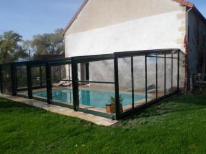 Maisons de vacances Gite Souvigny, 5 pieces, 10 personnes - FR-1-489-231 : photos des chambres