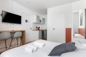 Appartements Gwenn - superbe studio renove, 2e etage hypercentre : photos des chambres