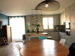 Maisons de vacances Gite Mont-pres-Chambord, 4 pieces, 6 personnes - FR-1-491-279 : photos des chambres