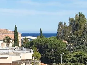 Studio avec Piscine, Parking et Terrasse à Sainte-Maxime - FR-1-226-420 - Sainte-Maxime