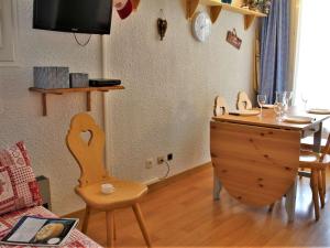 Appartements Appartement Risoul, 1 piece, 4 personnes - FR-1-330-496 : photos des chambres