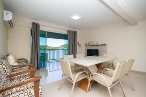 Conforto à beira mar! Apartamento com vista para o mar.