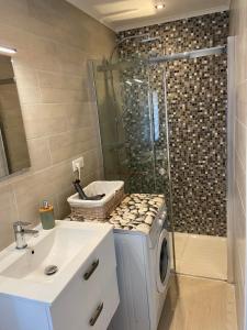 2 pièces en RDJardin avec 2 grands Terrasses