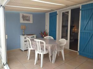 Maison 3 pièces avec véranda et jardin, à 300m de la plage - La Guérinière - FR-1-224B-98