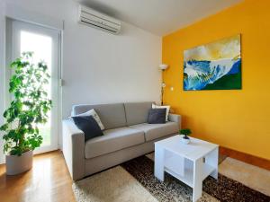 Apartment Violetta-Punta 