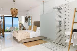 Gallery Luxury Suites & Rooms-Only Adults