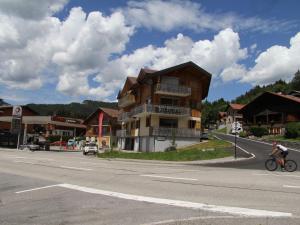 Appartement 3 chambres avec balcon en centre village, proche La Clusaz et Le Grand Bornand - FR-1-459-161