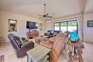 Casa Verde in Cabo San Lucas - 3 Mi to Marina!