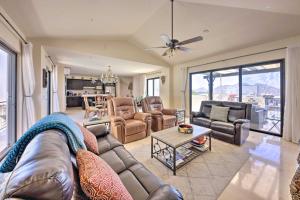 Casa Verde in Cabo San Lucas - 3 Mi to Marina!