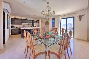 Casa Verde in Cabo San Lucas - 3 Mi to Marina!