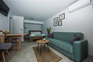 Theofilia Sea Side Studio - 4hvězdičkové hotely ve městě Benitses