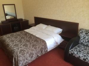 Triple Room with Mountain View room in Park Hotel Evelin