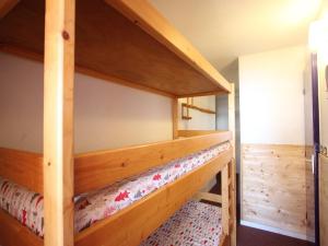 Appartement 30 m² avec balcon, à proximité des pistes et des commerces, animaux acceptés - FR-1-549-53