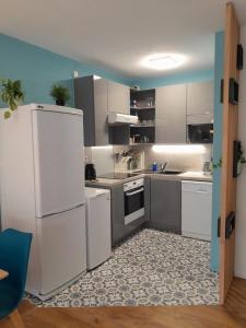 Appartements Joli 2 pieces sur le port avec piscine, terrasse, parking : photos des chambres