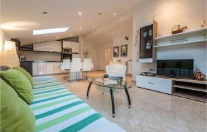 Awesome Apartment In Zadar With 2 Bedrooms, Wifi And Outdoor Swimming Pool