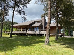 Maisons de vacances Gite Le Chambon-sur-Lignon, 5 pieces, 10 personnes - FR-1-582-39 : photos des chambres