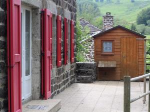 Gîte paisible et chaleureux avec grande terrasse - activités nature et patrimoine à proximité - FR-1-582-143