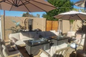 Best Location in Scottsdale, 8 Bedroom House, Heated Pool, Spa, Game room, BBQ, Putting Green