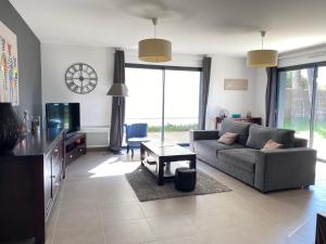 Maisons de vacances Maison Bretignolles-sur-Mer, 4 pieces, 6 personnes - FR-1-231-231 : photos des chambres