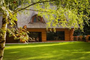 SASKI ZAKĄTEK, WAKACJE W BAJKOWYM DOMKU!!! MAZURY, SAUNA, JEZiORO, POMOST,