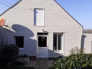 Maisons de vacances Gite Dampierre-en-Burly, 3 pieces, 5 personnes - FR-1-590-223 : photos des chambres