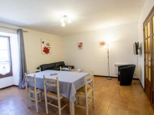 Maisons de vacances Gite Domme, 3 pieces, 4 personnes - FR-1-616-66 : photos des chambres