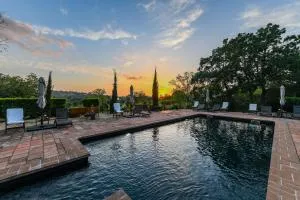 大金塔杜拉达酒店 - 波塔莱格雷