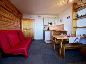 Appartements Studio Chamrousse, 1 piece, 4 personnes - FR-1-340-233 : photos des chambres