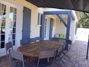 Maisons de vacances Gite Rampieux, 6 pieces, 10 personnes - FR-1-616-82 : photos des chambres