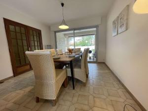 Maisons de vacances Maison Chatelaillon-Plage, 5 pieces, 8 personnes - FR-1-246-556 : photos des chambres