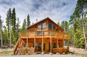 Amazing Views Day & Night Plus Private Hot Tub - Lunar View Lodge - فيربلي