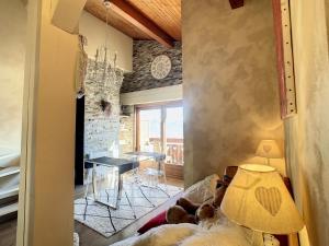 2 pièces + mezzanine au pied des pistes à Combloux - FR-1-560-73