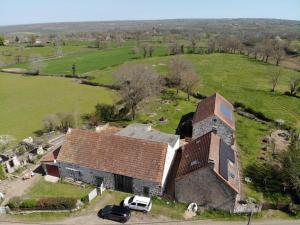 Maisons de vacances Gite Louroux-de-Beaune, 4 pieces, 6 personnes - FR-1-489-349 : photos des chambres