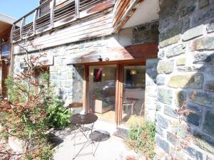 Studio 25m² au pied des pistes avec terrasse à Chamrousse - FR-1-340-243