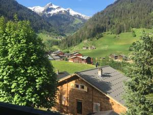 Chalets Chalet Areches-Beaufort, 5 pieces, 8 personnes - FR-1-342-243 : photos des chambres