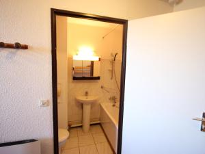 Appartements Studio Chamrousse, 1 piece, 4 personnes - FR-1-340-245 : photos des chambres