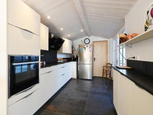 Maisons de vacances Maison Ars-en-Re, 6 pieces, 12 personnes - FR-1-258-133 : photos des chambres