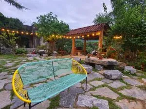 Ha Giang Loop Hostel & Tours - Bản Kin