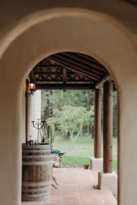 Casa La Vina Pokolbin - Romantic Villas with Outdoor Hot Tubs and Fireplaces