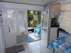 Appartements Rez-de-Jardin T3/4 avec Jardin, Parking Prive - Proche Plage et Centre-ville - FR-1-92-910 : photos des chambres