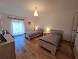 Maisons de vacances Gite Montmedy, 3 pieces, 6 personnes - FR-1-585-78 : photos des chambres