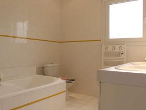 Maison calme proche plage et port, parking inclus - FR-1-246A-101