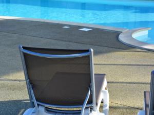 Maisons de vacances Mobil-home PMR tout confort, 200m plage, piscine, 4 pers, 2 chambres, parking, wifi, menage inclus - FR-1-361A-42 : photos des chambres