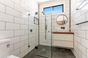 The Elks - Pet Friendly Home in Town
