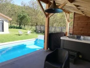 La grange au pied du Vercors Piscine et SPA privatifs - Saint-Romans